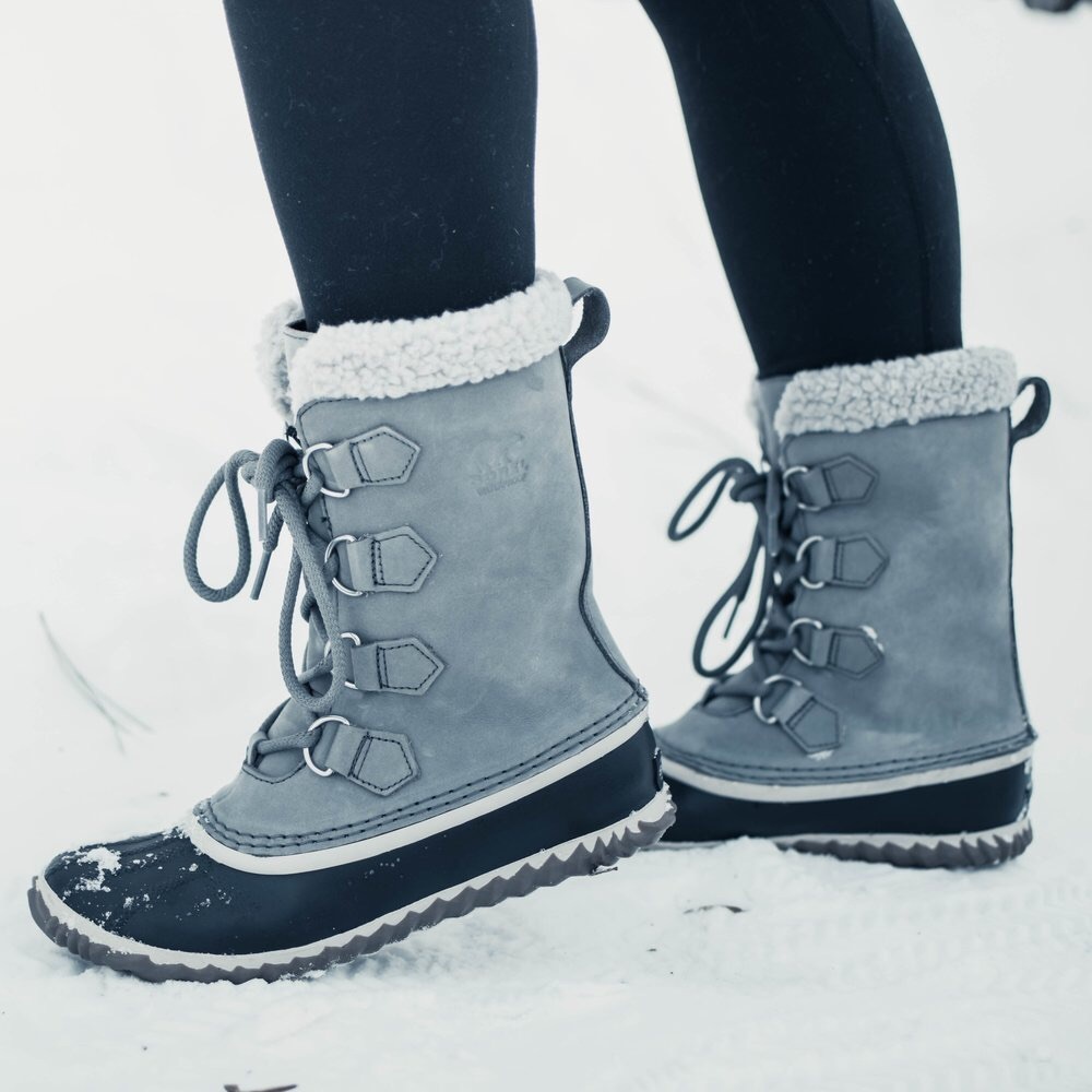 Sorel Boots Size 9 grey